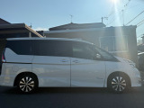 当店ではほとんどお車を、信頼できる日本自動車鑑定協会にて1台ずつチェックし、外装・内装・機関・修復歴の4項目についての鑑定を行い見た目からでは判断のつかない箇所も包み隠さず公開しております♪