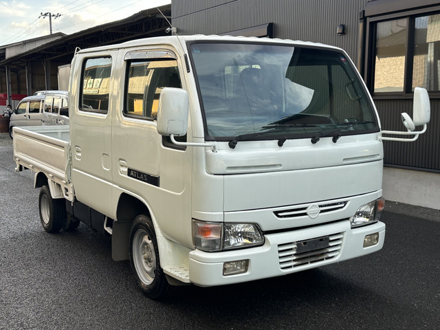 アトラス  ダブルキャブ 積載1250kg 5速MT