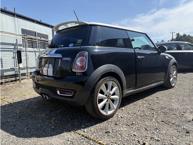 BMW MINI ミニ クーパー S の中古車詳細 (68,500km, ブラック, 神奈川 BMW MINI ミニ クーパー S の中古車詳細 (68,500km, ブラック, 神奈川