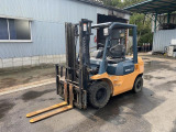 トヨタL&F エンジンフォークリフト 16602