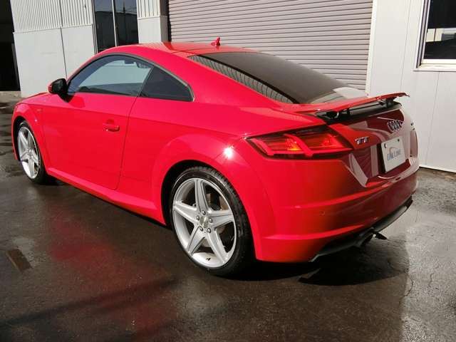 アウディ TTクーペ 2.0 TFSI クワトロ スタイルプラス 4WD 限定車