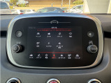 Uconnectディスプレイが装備され、スマートフォンのMAPアプリもご利用いただけます。