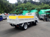 車両型式:BDG-LKR85AD 走行:104,379km