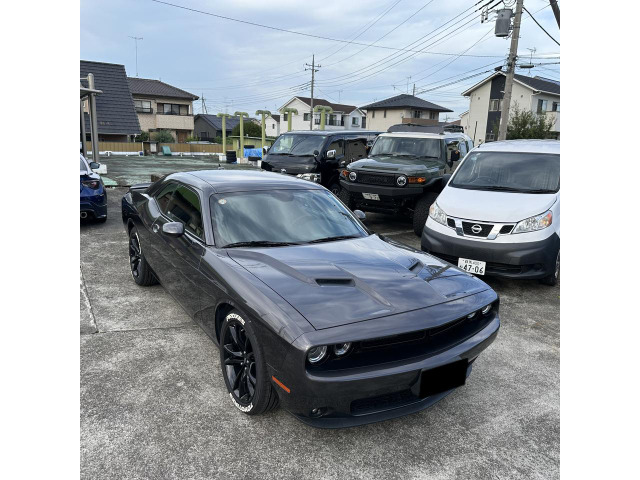 チャレンジャー SXT プラス super track pack