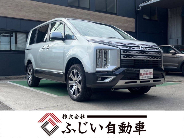 デリカD:5 2.2 G パワーパッケージ 4WD 4WD 8人乗り 距離薄