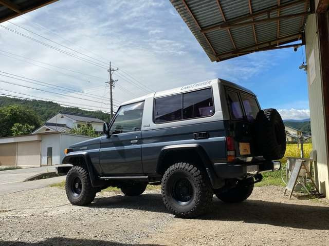 トヨタ ランドクルーザー70 4.2 ZX FRPトップ ディーゼル 4WD の