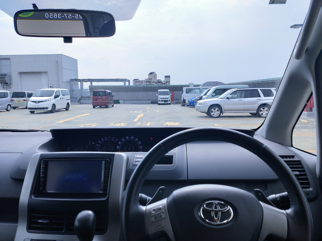 トヨタ ヴォクシー 2.0 ZS 煌II の中古車詳細 (66,071km, ダーク
