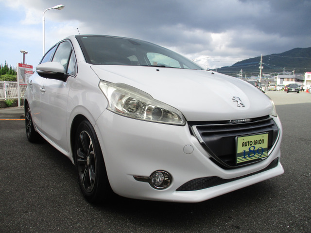 プジョー 208 シエロ シエロ ワンオーナー 検R10.03 の中古車詳細