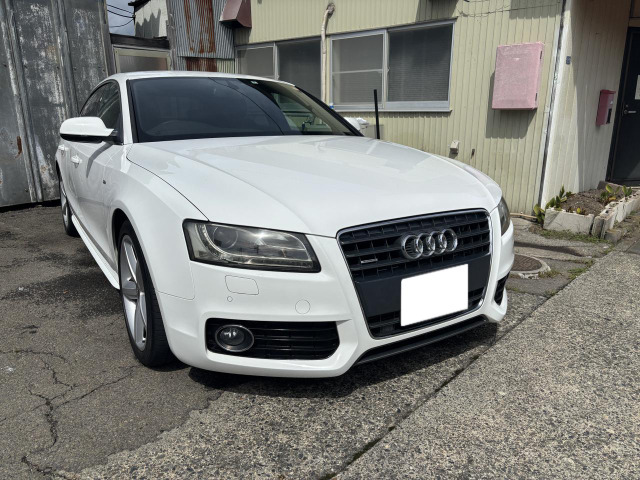 アウディ A5スポーツバック 