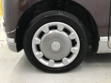 【全国納車OK】 現車をご覧になれないお客様でも、安心してお車をご購入いただける環境を整えております。 色々な角度から撮影したたくさんの画像など豊富な資料送りいたしております。