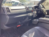 車輌買取も行なっております。商用車から普通車どのようなお車でも買い取ります!査定無料ですのでお気軽にお申し付けくださいませ♪