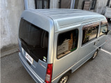 ルーフも大変綺麗な車体でございます。