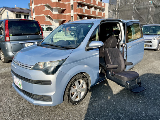 スペイド  ウェルキャブ 助手席リフトアップシート車