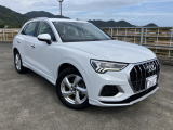 アウディ Q3 