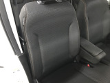 【全国納車OK】 現車をご覧になれないお客様でも、安心してお車をご購入いただける環境を整えております。 色々な角度から撮影したたくさんの画像など豊富な資料送りいたしております。