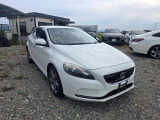 ボルボ V40