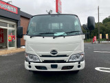 デュトロ  2t積・平ボディ・4WD・MT5