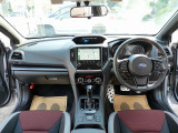 内装は上質な状態になります。前オーナー様の取り扱いもよい車両の様に見受けられます。ぜひご検討ください