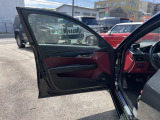 程度が悪い車が安いのは当たり前です。当店はコストを安く!薄利多売価格設定でお客様が良質安価な車両に出会える事にこだわっております。少し年式が古くても程度の良い車両は沢山あります!