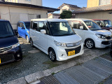 全体的にはキレイな状態です。大きな傷や凹みはありません!