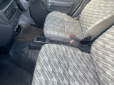 助手席破れございません。車検、レッカー等で不在がちの為ご来店の際には090-5566-1626川崎までご連絡ください(^^♪
