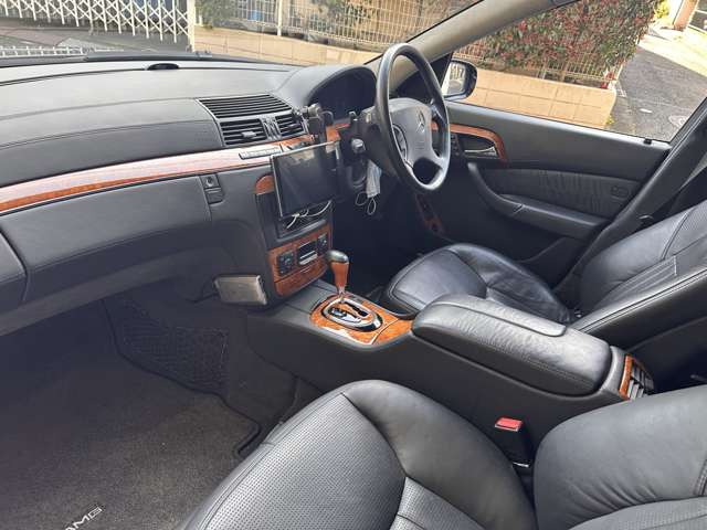 メルセデス・ベンツ Sクラス AMG S55L D車右ハンドルフルオリジナル の 