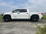 タンドラ クルーマックス タンドラグレード 5.7 V8 4WD カスタム車
