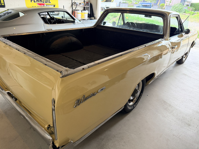 シボレー エルカミーノ 350/350 の中古車詳細 (81,000km, クリーム