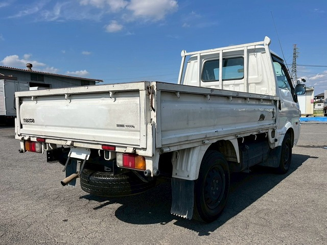 マツダ ボンゴトラック 1.8 DX シングルワイドロー 4WD 平ボディ