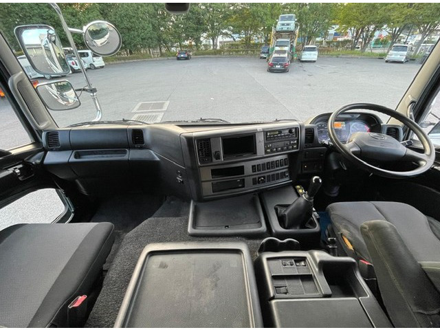 日野 プロフィア ダンプ 530×230 メッキパーツ 380PS の中古車詳細