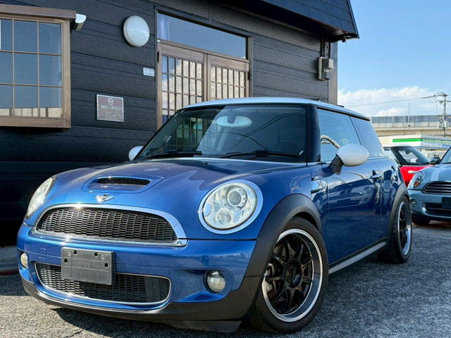 ミニ クーパー S サンルーフ付き 社外マフラー 車検整備付