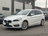 BMW 2シリーズグランツアラー 220i ラグジュアリー