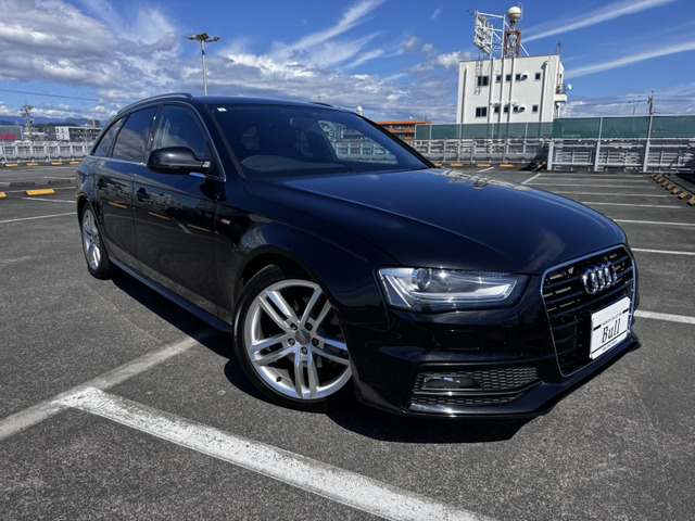 A4アバント 2.0 TFSI Sラインパッケージ 