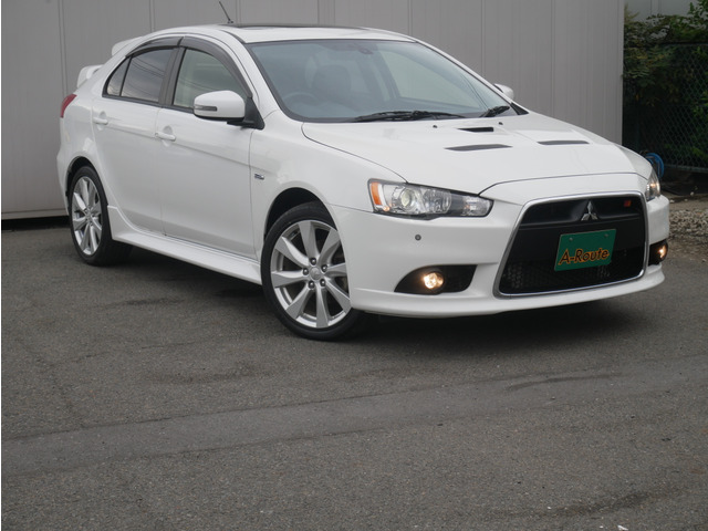 ギャランフォルティススポーツバック2.0 ラリーアート 4WD後期 サンルーフ パドルシフト