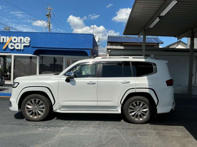 トヨタ ランドクルーザー300 3.5 ZX 4WD ワンオーナー車 ベージュ