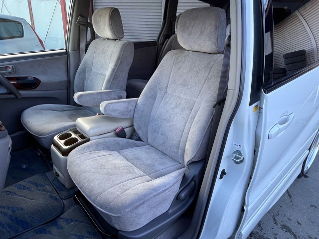 トヨタ エスティマ 2.4 アエラス Gエディション ナビスペシャル 4WD
