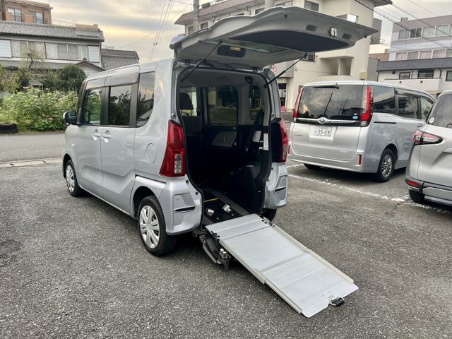 タントXスローパー 車いす移動車 福祉車両