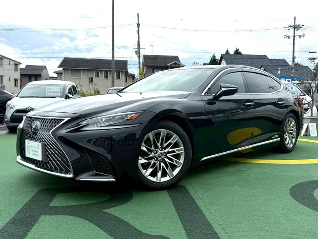 LS500h Iパッケージ禁煙車/サンルーフ/黒本革シート/BSM