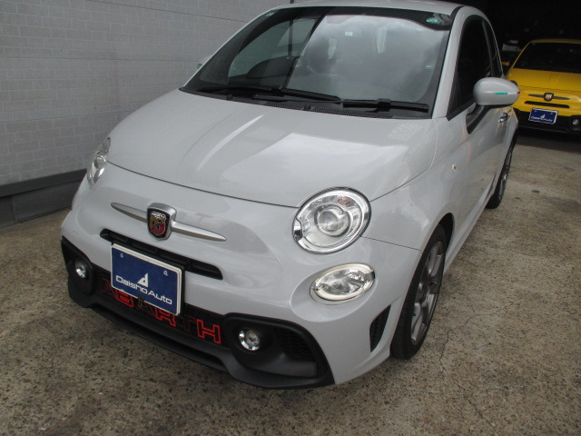 アバルト595 1.4 ワンオーナー車 70th