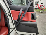 【展示車両について】 低価格を実現するため、微細な傷などは修理せずに展示している場合がございます。できるだけご説明させて頂くようにしておりますが、ご不安な方はスタッフまでお尋ねください。