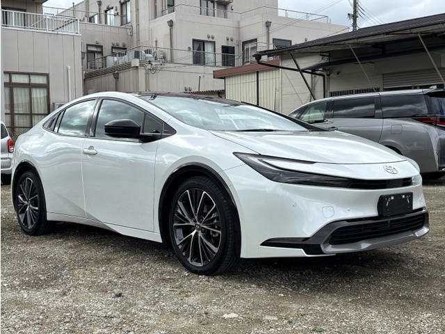 プリウス 2.0 Z （6AA-MXWH60）