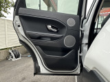 【左 後部座席ドア】