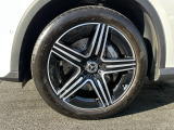 AMG20インチアルミホイールを装着! タイヤの溝もまだまだ残っております。