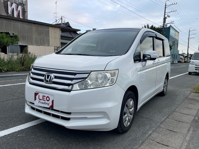 ステップワゴン2.0 G インターナビ コンフォート セレクション