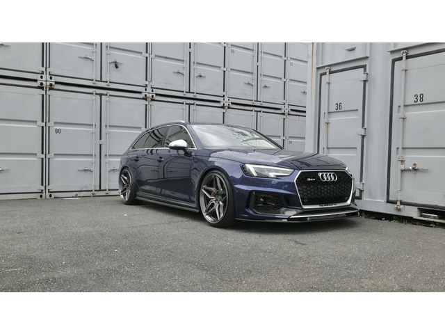RS4アバント2.9 4WDbalance it コンプリート