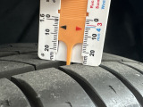 【リアタイヤ 溝5.5mm】