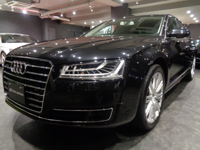 A8 3.0 TFSI クワトロ 4WD 後期型ファントムブラックカラー3.0TF