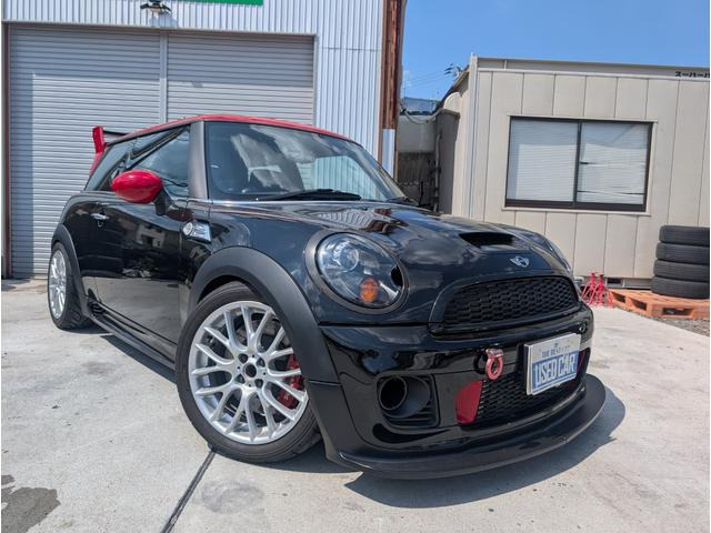 ミニクラブマンジョン・クーパー・ワークスエアロ キーレス 運転席エアバック 盗難防止システム 修復歴無し