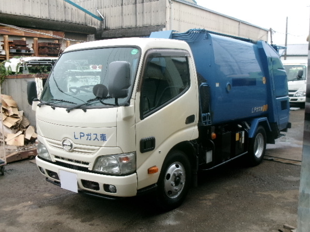 デュトロ 塵芥車 2t積モリタ製プレスパッカー車4.1立米