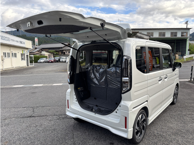 スズキ スペーシアカスタム ハイブリッド(HYBRID) XS 届出済未使用車